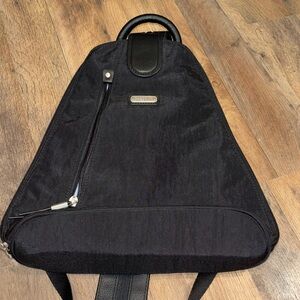 NWOT Baggallini Metro Backpack with wristlet